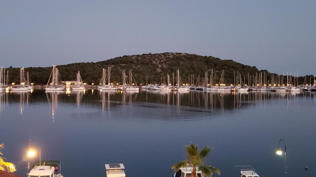 Lastin Dvor Rogoznica (Sibenik-Knin) Exterior foto